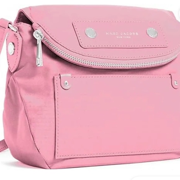 Marc Jacobs Handbags - Marc Jacobs Pink Crossbody Bag
